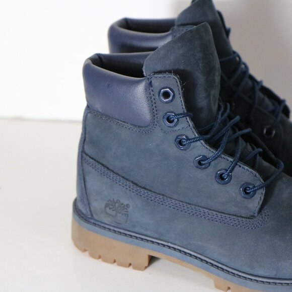 Timberland 6 Inch Lace Up Kids Boots 4.5 Blue Suede Shoe - Picture 2 of 7